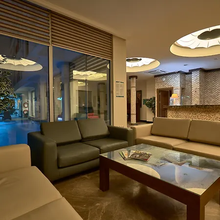 Hotel Maya World 4*